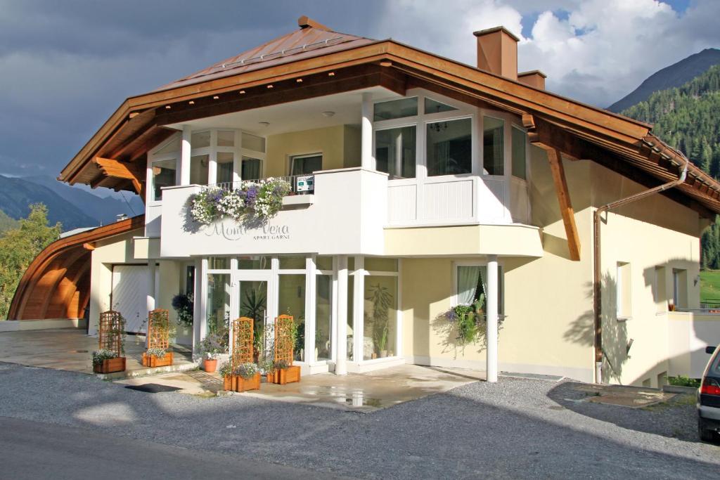 Apart Garni Monte Vera 장크트안톤암아를베르크 외부 사진